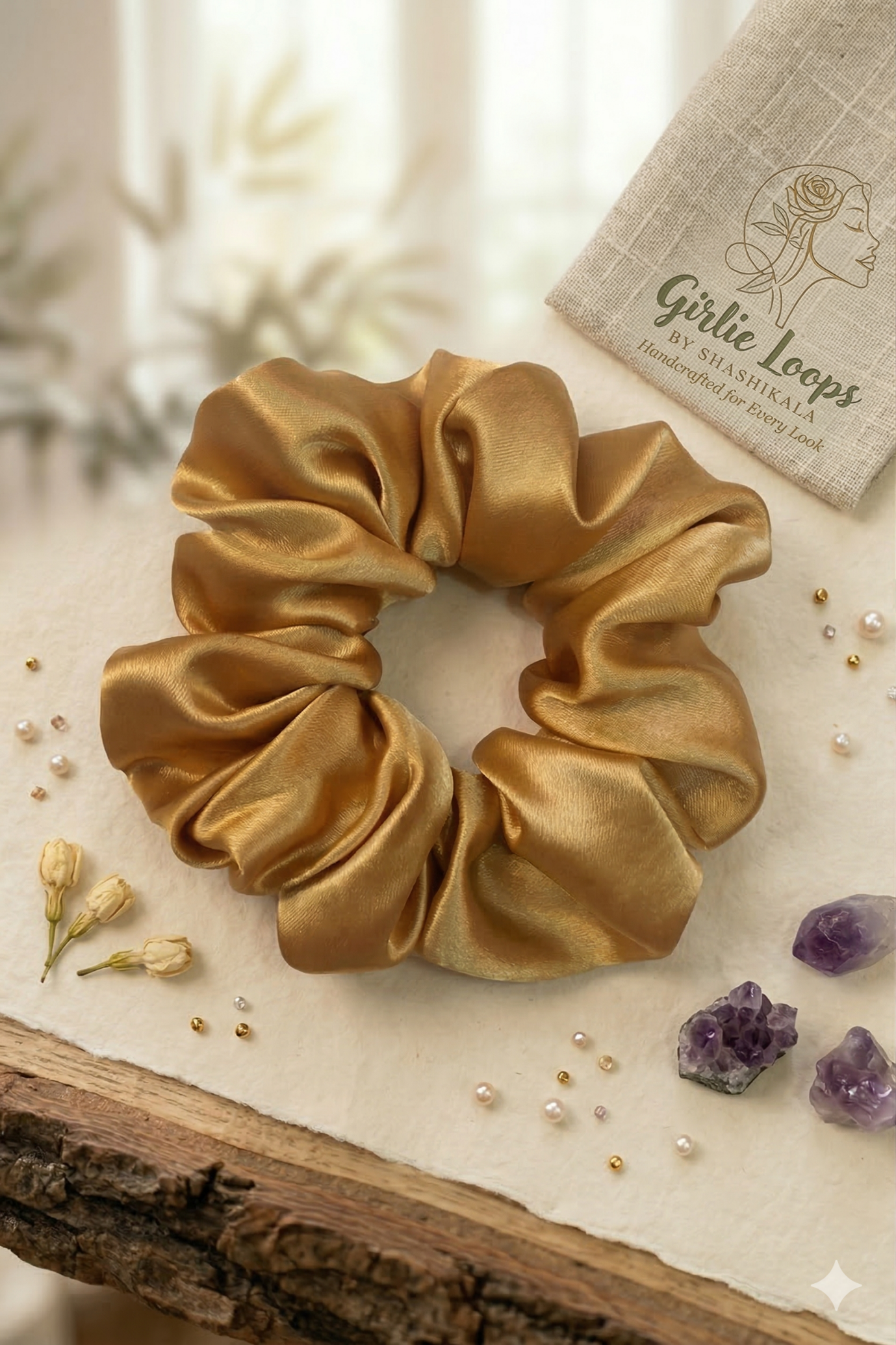The Gold Satin Cloud Loop