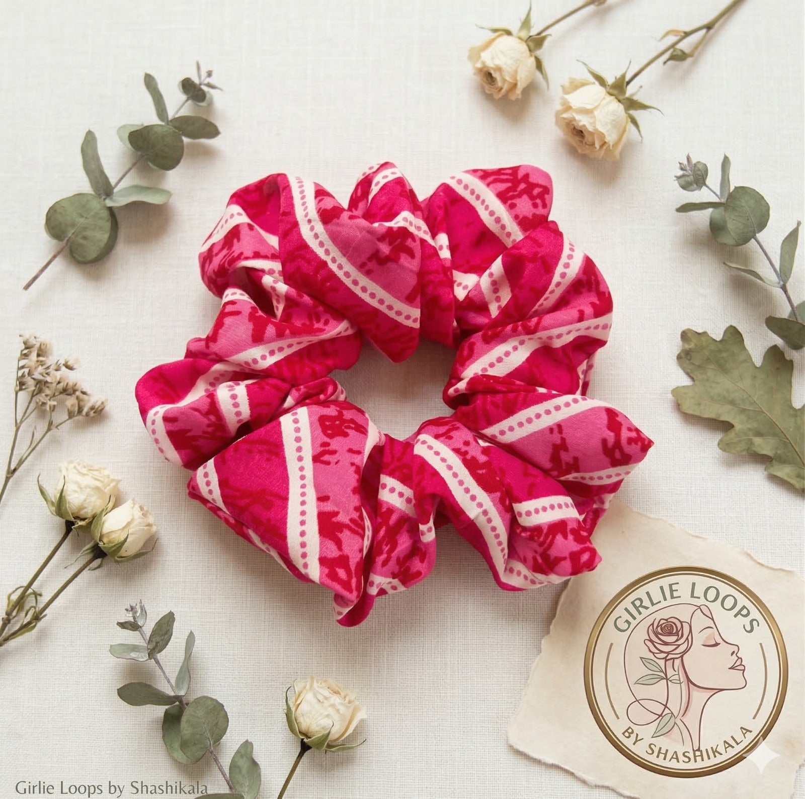 Fuchsia Dream Patterned Scrunchie